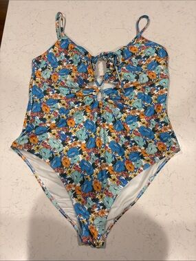 Cupshe Blue Multi Floral One-Piece Swimsuit